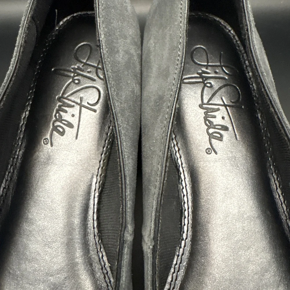 LifeStride Oliver Gray Flower Detail Flats Size 6 EUC Original Box